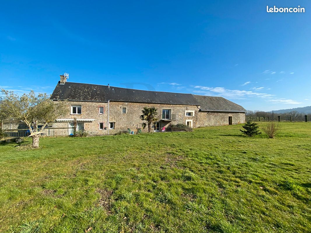 Maison 8 pièces 249 m² · à Seulline · 249 m² · 335 000 €