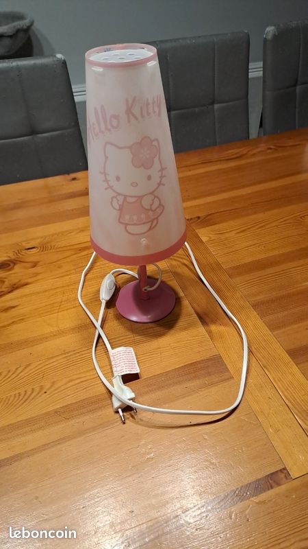 Lampe de chevet/bureau Hello Kitty (image 1)