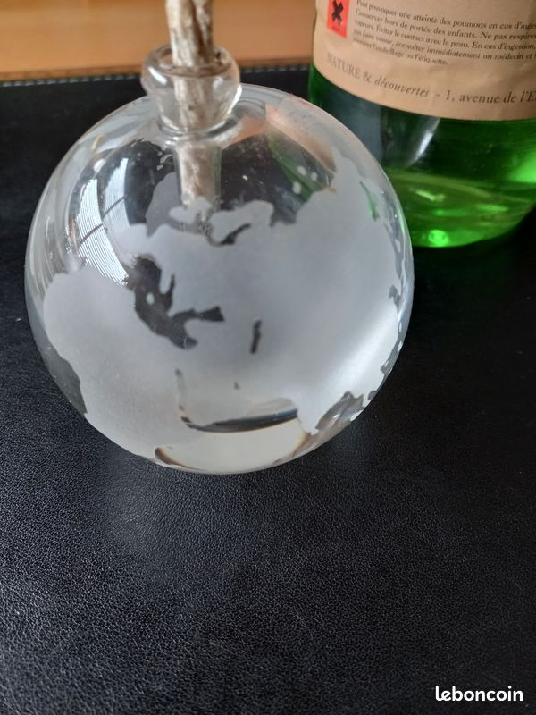 Lampe à huile contemporaine (image 1)