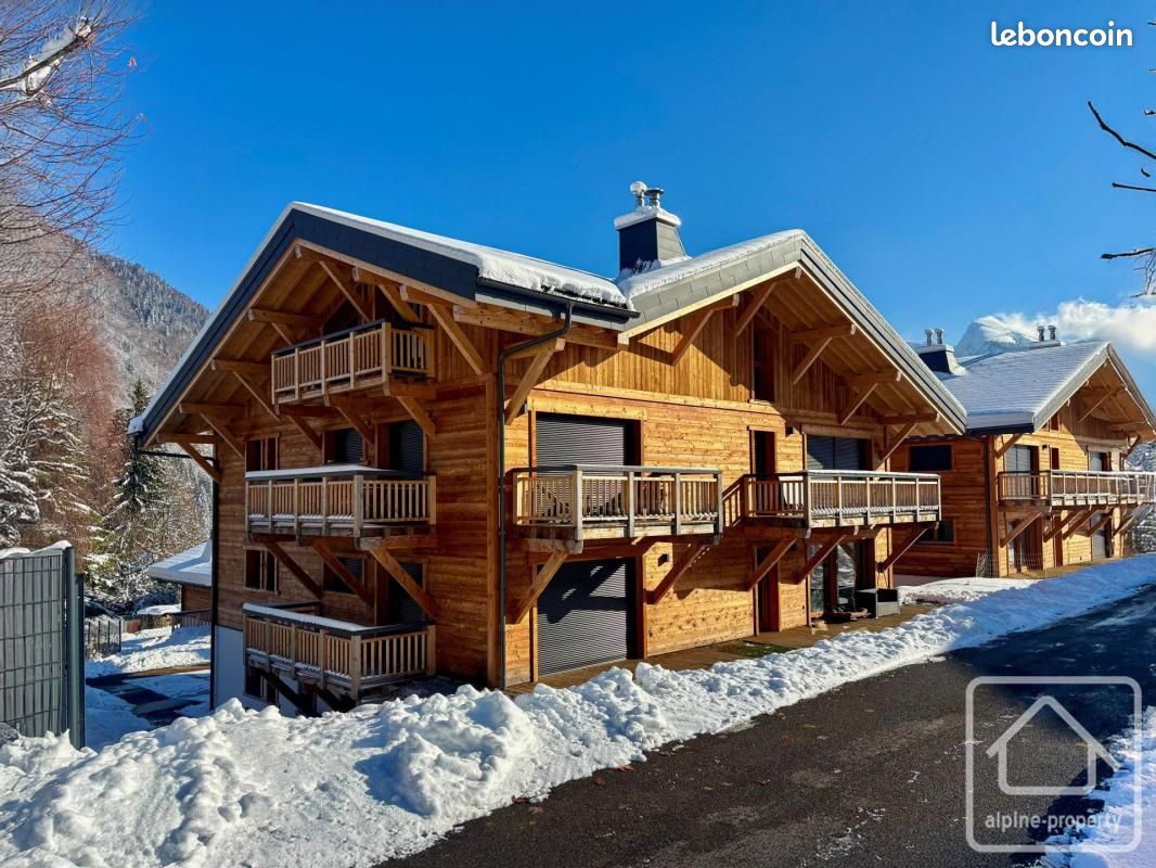 Appartement 5 pièces 116 m² · à Essert-Romand · 116 m² · 649 000 €