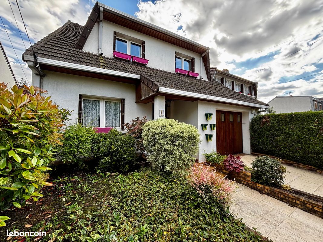Maison 7 pièces 165 m² · à Aulnay-sous-Bois · 165 m² · 439 000 €