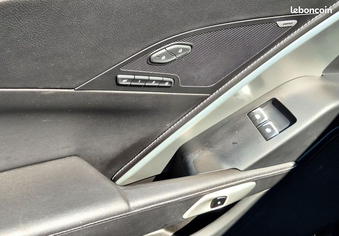 CORVETTE C7 Coupe Stingray 6.2 V8 *HUD*Cam*Bose*Keyless (image 24)