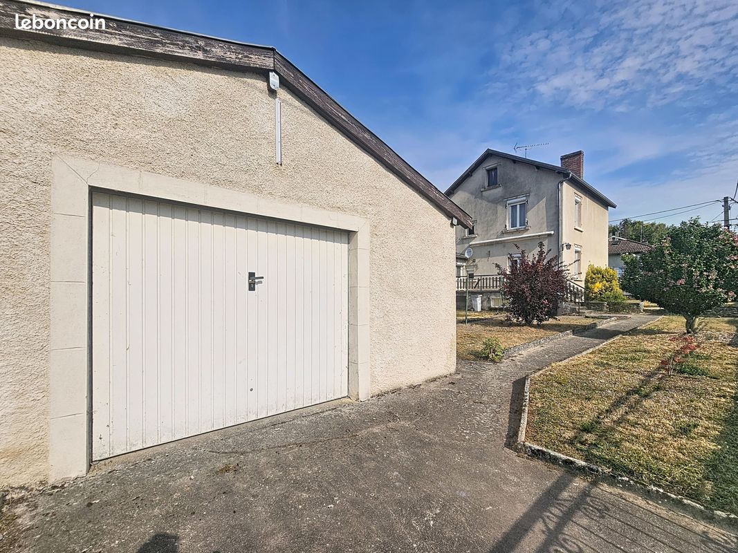 Maison 5 pièces 111 m² · à Dompcevrin · 111 m² · 80 000 €