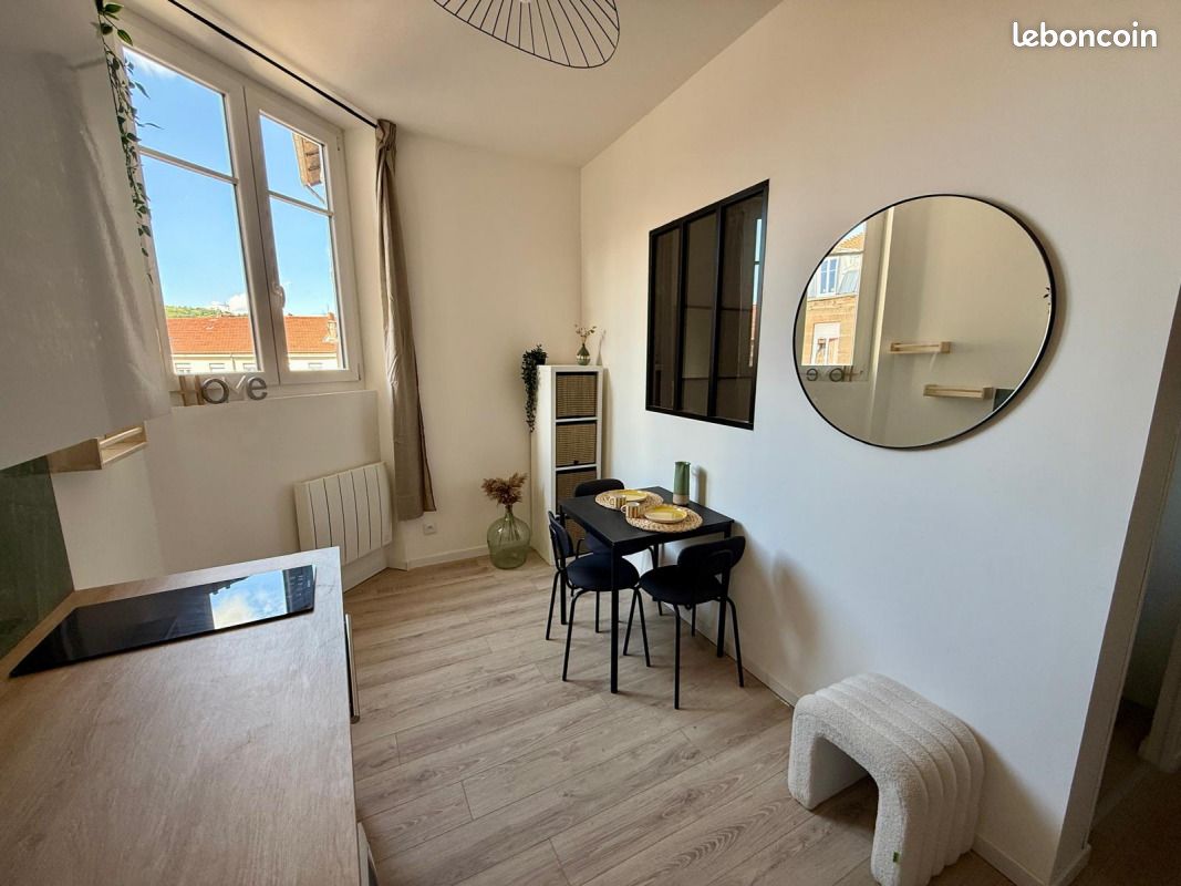 Appartement 2 pièces 27 m² · à Saint-Étienne · 27 m² · 440 €/mois