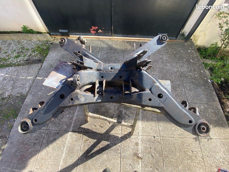 Berceau 3000gt mitsubishi (image 1)