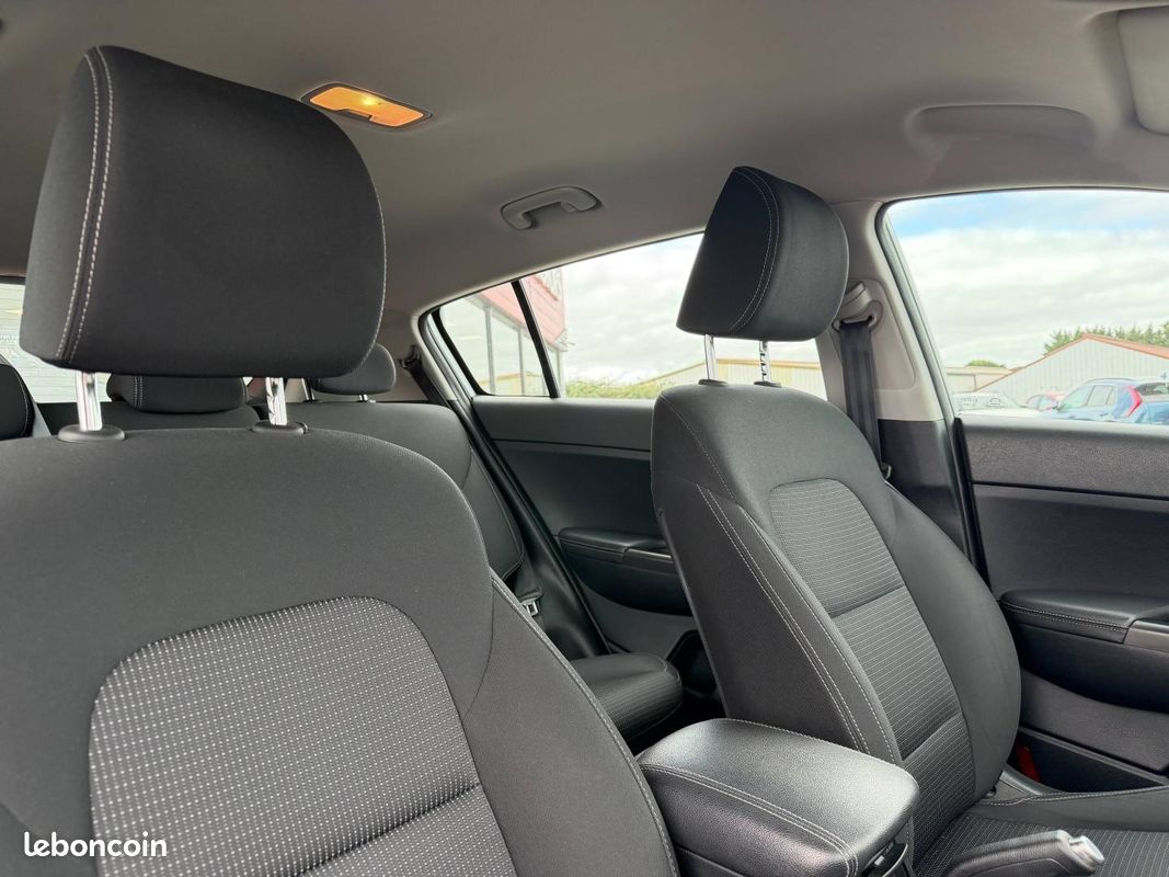 Kia Sportage 1.6 CRDi 115ch ISG Active 4x2 (image 11)