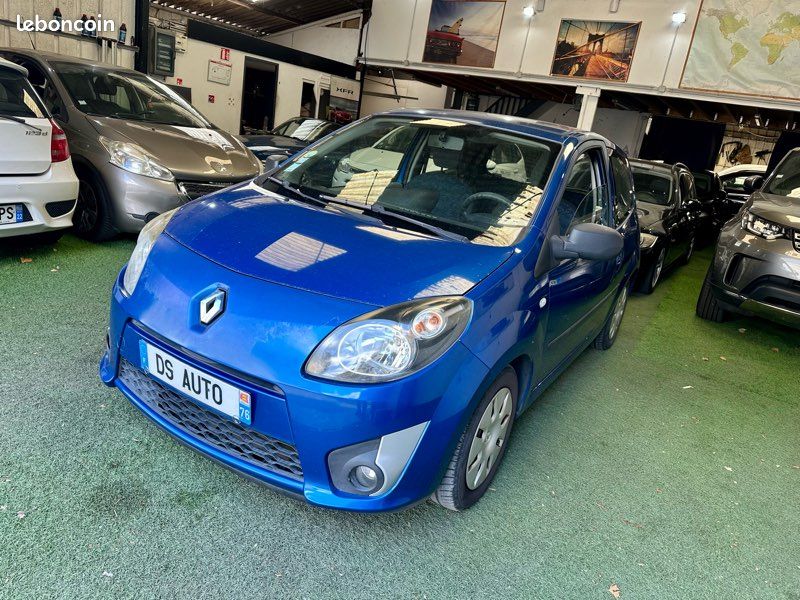 RENAULT TWINGO II / 1.2 ess 75cv / 1ERE MAIN / (image 2)
