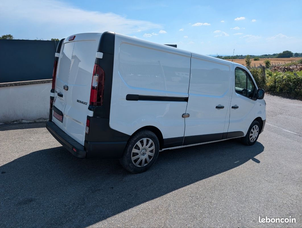 🚚 Renault trafic l2h1 1300 2.0 dci 120 grand confort tva récupérable 🚚 (image 3)