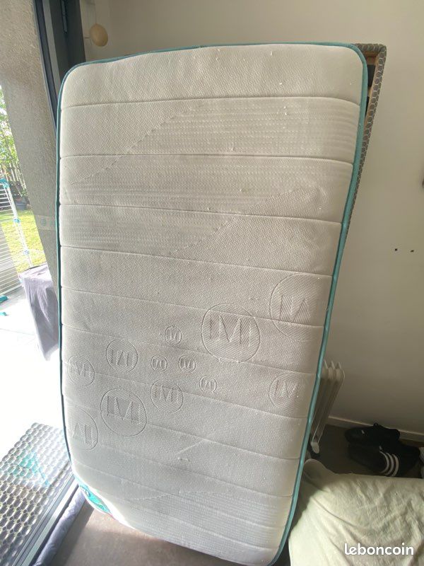 Matelas merinos 90x190 en très bon état (image 1)