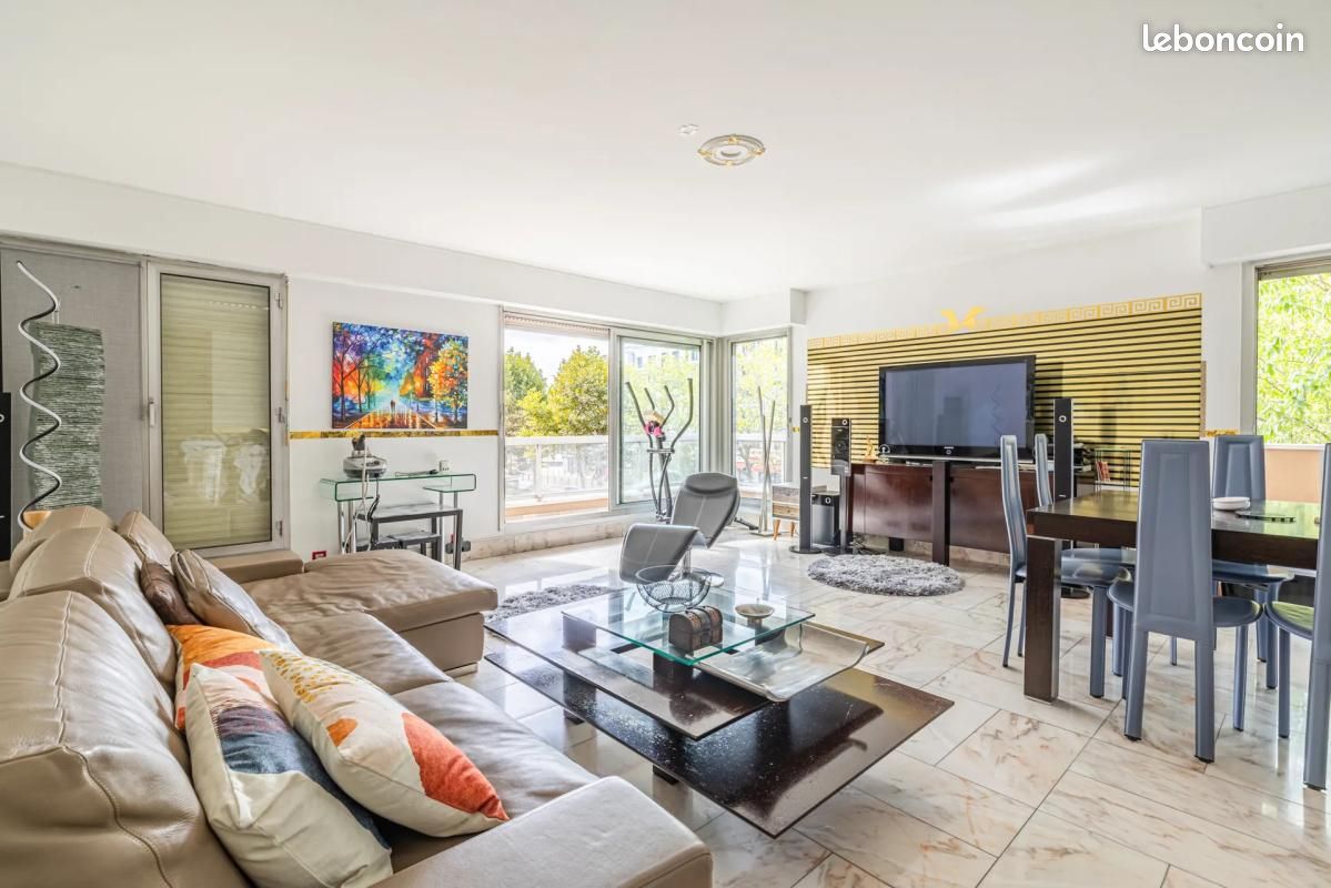 Appartement 3 pièces 76 m² · à Neuilly-sur-Seine · 76 m² · 1 148 000 €