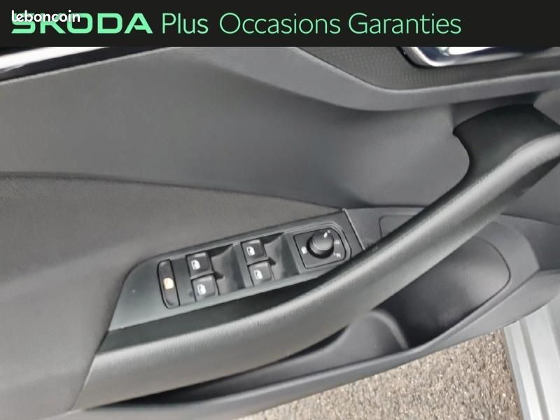 Skoda Scala 1.0 TSI Evo 110ch Business DSG7 (image 22)
