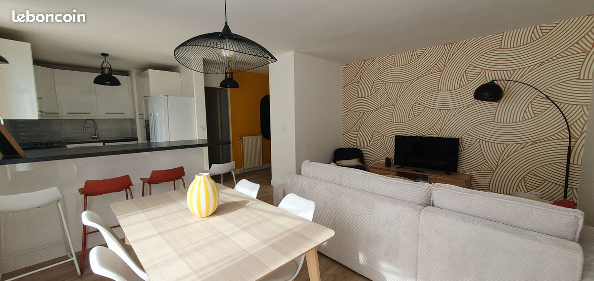 Appartement 5 pièces 100 m² · à Orléans · 100 m² · 480 €/mois