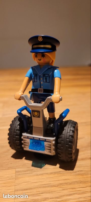 Playmobil policiers avec véhicules (image 4)