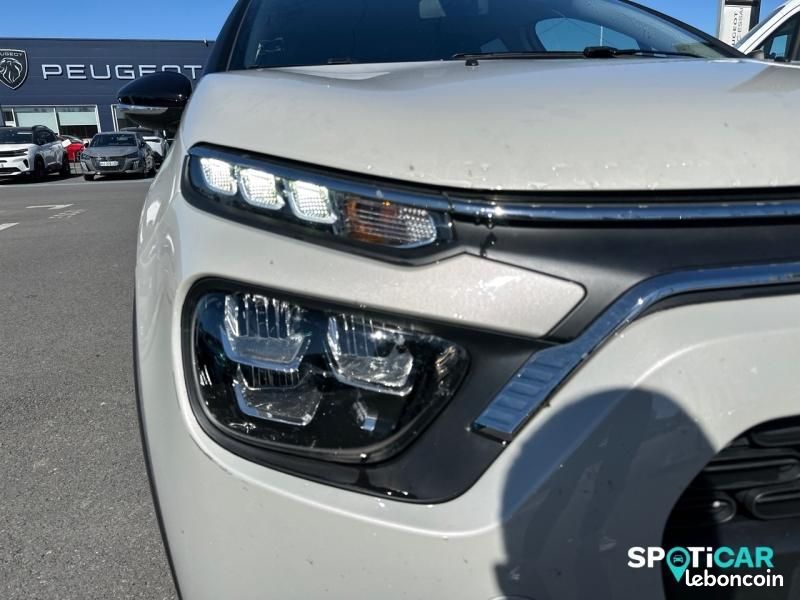 Citroen C3 1.2 PureTech 110ch S&S Shine EAT6 (image 16)