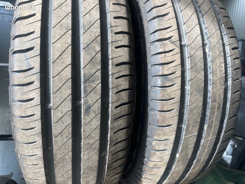 2 pneus neufs Michelin 215/6515C (image 2)