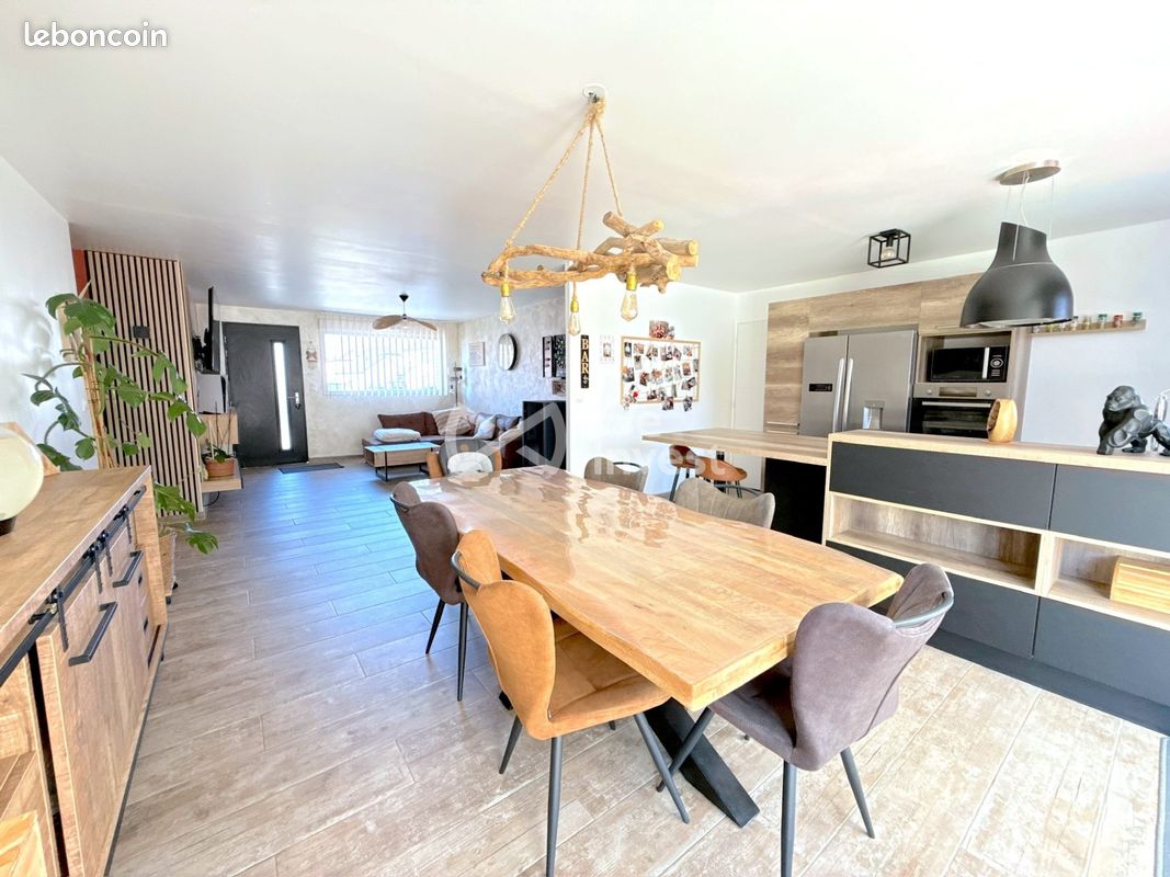 Maison 5 pièces 97 m² · à Sains-en-Gohelle · 97 m² · 260 000 €