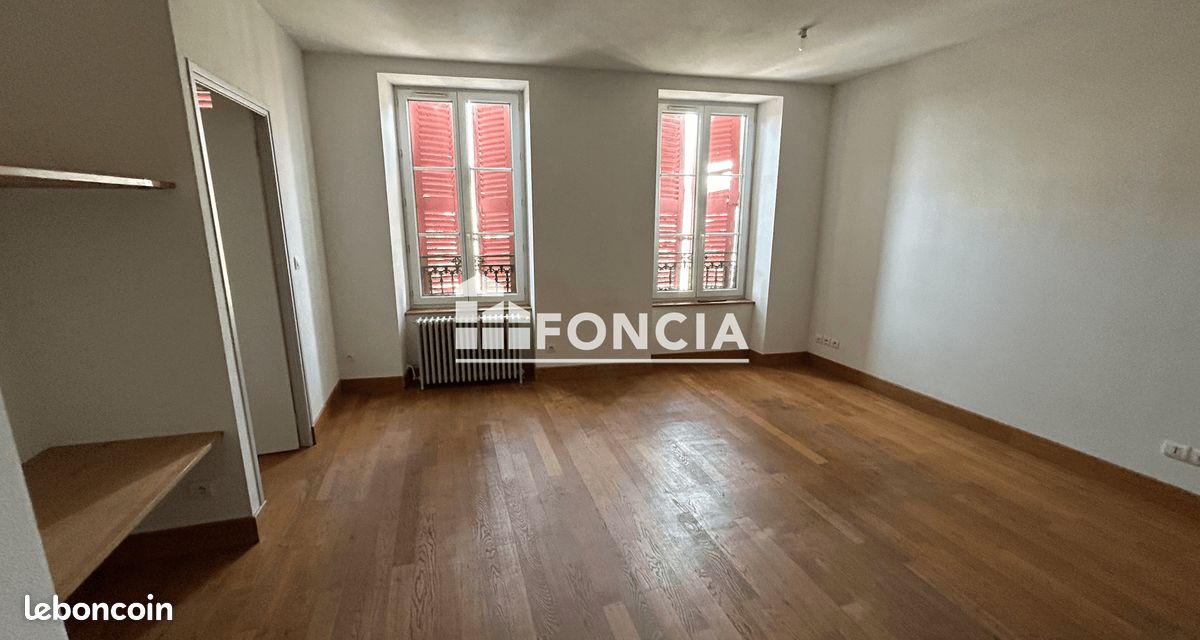 Appartement 3 pièces 78 m² · à Roanne · 78 m² · 615 €