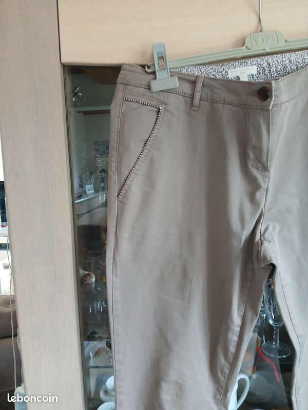 Pantalon femme beige (image 2)