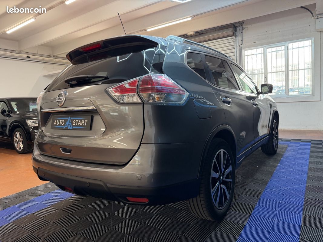 Nissan X-TRAIL 1.6 dCi 130 Ch X-Tronic Tekna - HISTORIQUE COMPLET NISSAN / 2 EME MAIN / TOIT OUVRANT PANORAMIQUE / CAMERA 360 ° / SIEGES ELECTRIQUE & CHAUFFANT (image 3)