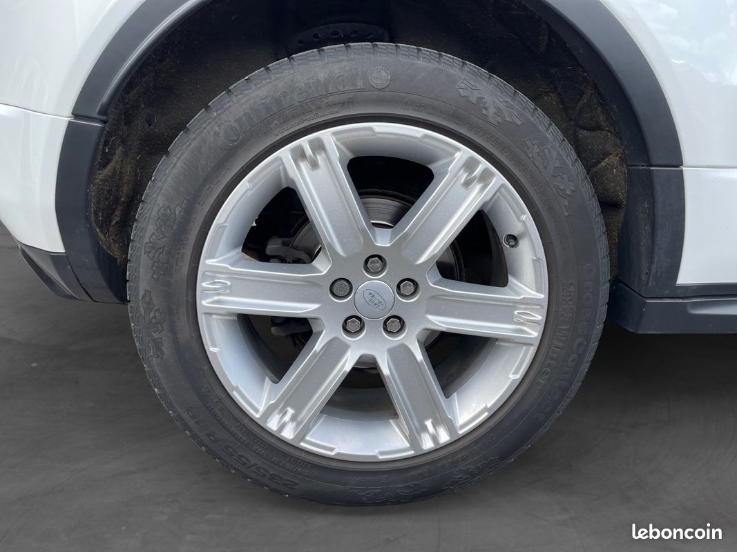 LAND ROVER EVOQUE Coupé SD4 190ch Dynamic GPS JA 20" noires Régulateur Meridian Cuir (image 17)