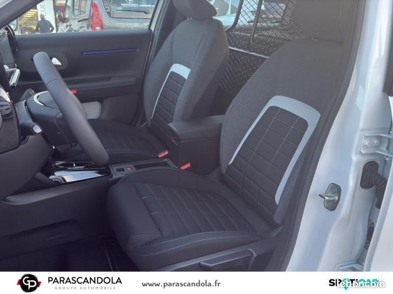 Citroen C3 Sté 1.2 Hybride 110ch Pro (image 9)