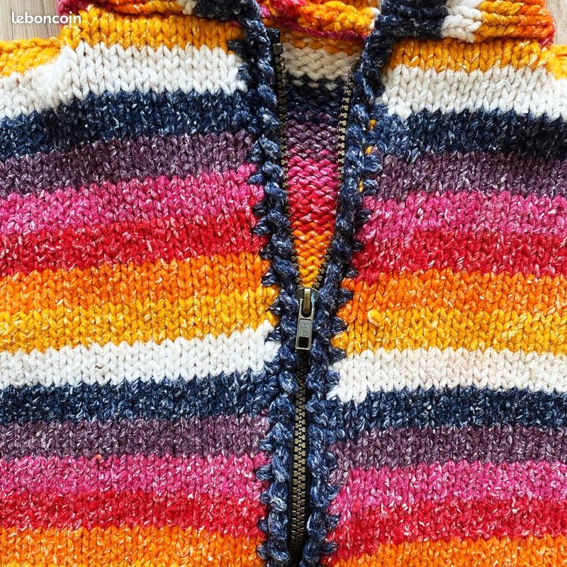 Veste en laine tricotée femmes - France