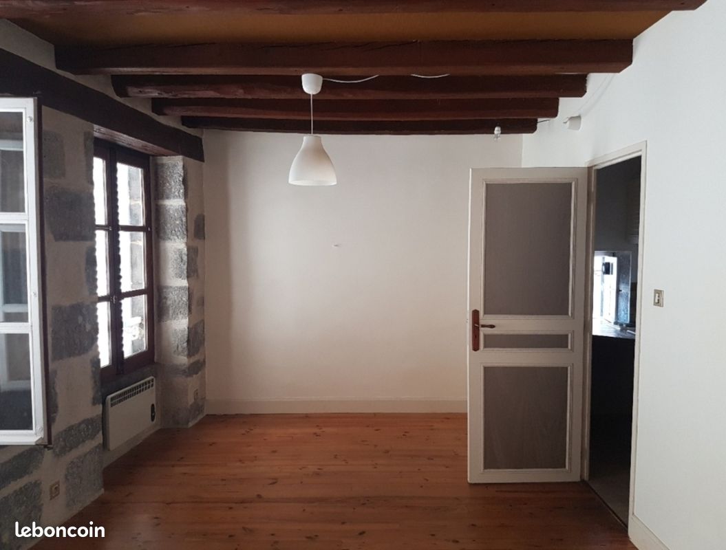 Appartement 1 pièce 33 m² · à Clermont-Ferrand · 33 m² · 499 €/mois