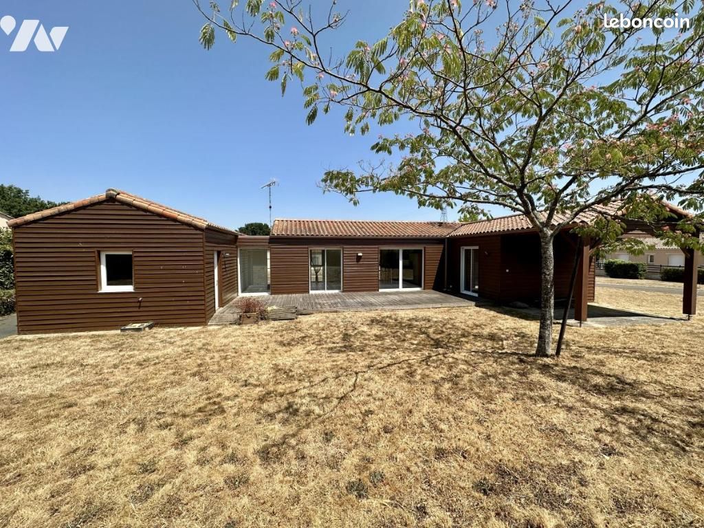 Maison 4 pièces 75 m² · à La Boissière-des-Landes · 75 m² · 230 800 €