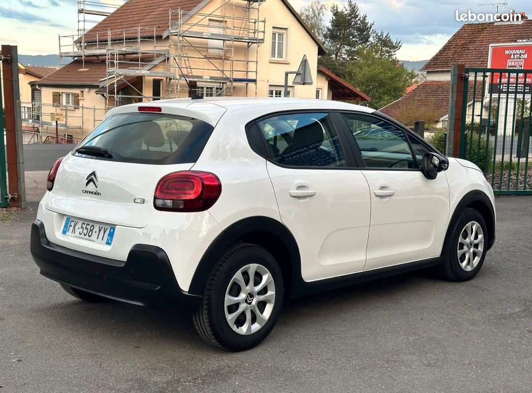 CITROËN C3 lll 1,5 BLUEHDI 100 CV SHINE BUSINESS (image 3)