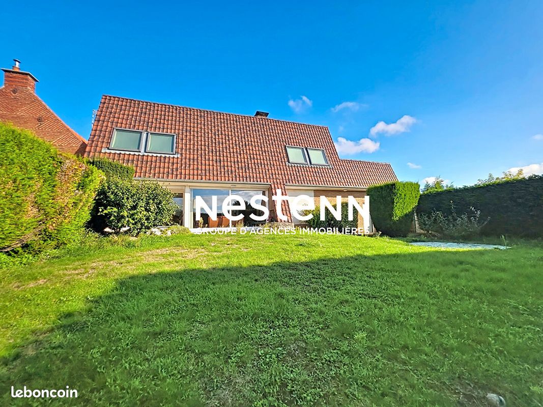 Maison 6 pièces 250 m² · à Marquette-en-Ostrevant · 250 m² · 332 000 €