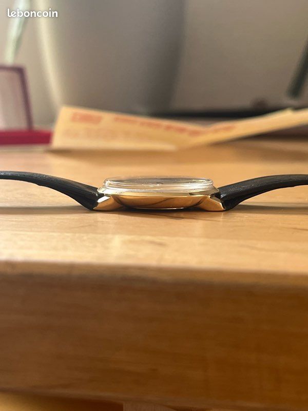 Montre Omega De Ville or 9 carat 1976 NOS (image 4)