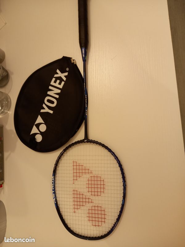 Raquette badminton (image 1)