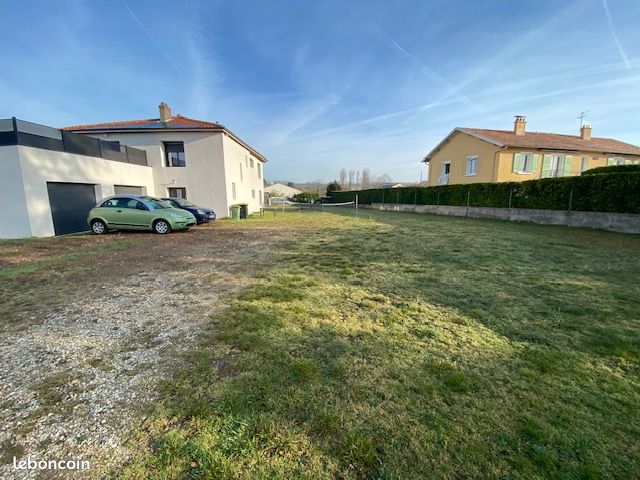 Maison 6 pièces 160 m² · à Balan · 160 m² · 1 350 €/mois