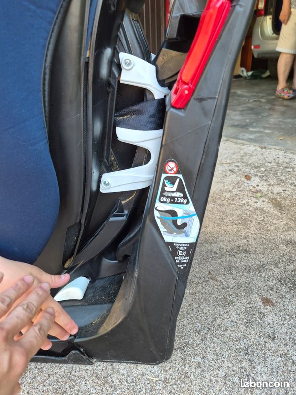 Siège auto pivotant enfant (image 1)