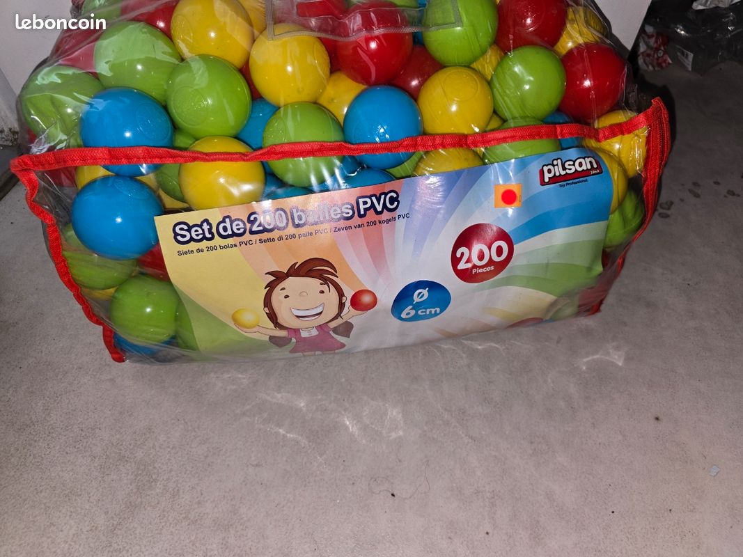 LittleTom – Lot De 200 Balles De Piscine 6 Cm – Plastique PE Inodore – Mélange 5 Couleurs – Dès 0 Mois
