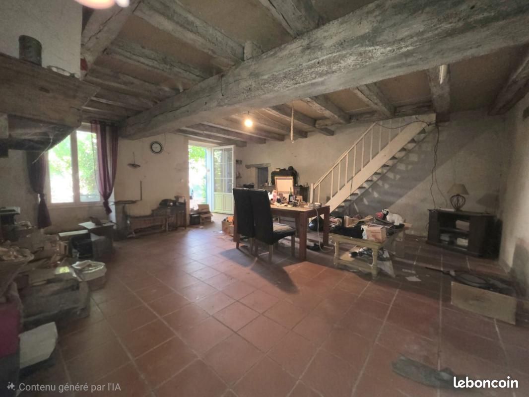 Maison 4 pièces 200 m² · à Targon · 200 m² · 99 000 €