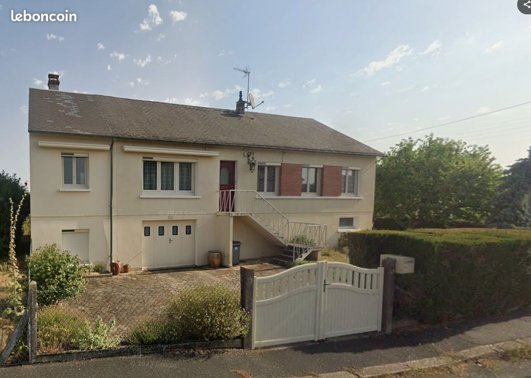 Maison 9 pièces 158 m² · à La Châtre · 158 m² · 145 800 €