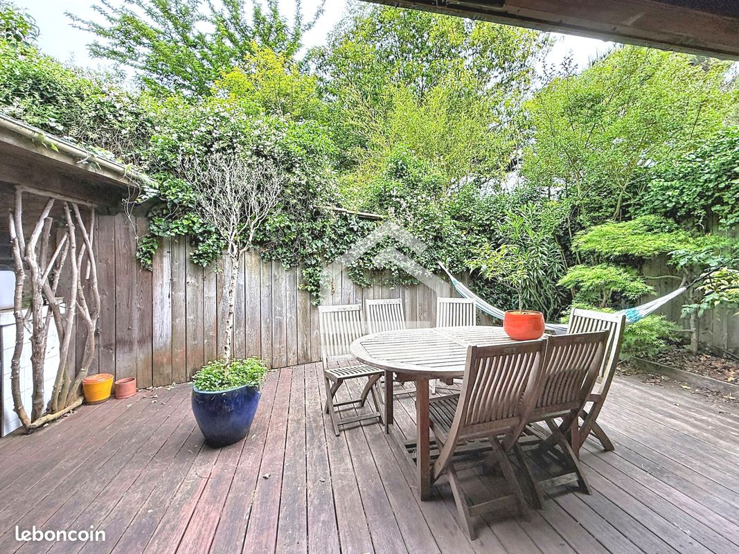 Maison 5 pièces 150 m² · à Bordeaux · 150 m² · 585 520 €