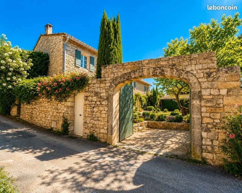 Maison 6 pièces 180 m² · à Murs · 180 m² · 795 000 €