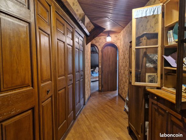 Propriété 6 pièces 270 m²