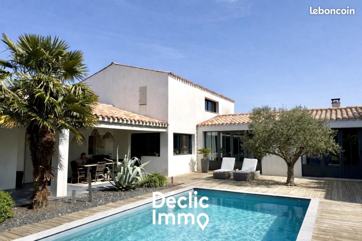 Maison 5 pièces 250 m² · à Saint-Pierre-d'Oléron · 250 m² · 894 400 €
