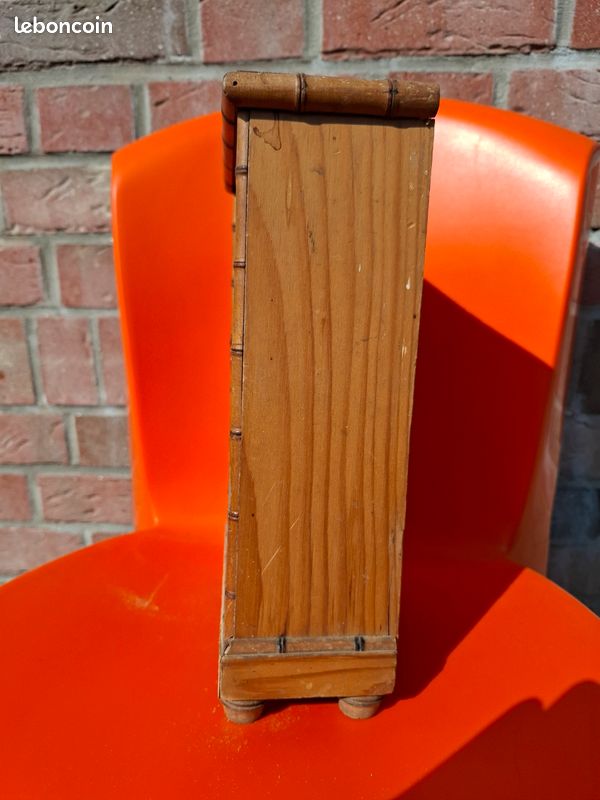Armoire poupee ancienne dans jouets et jeux anciens