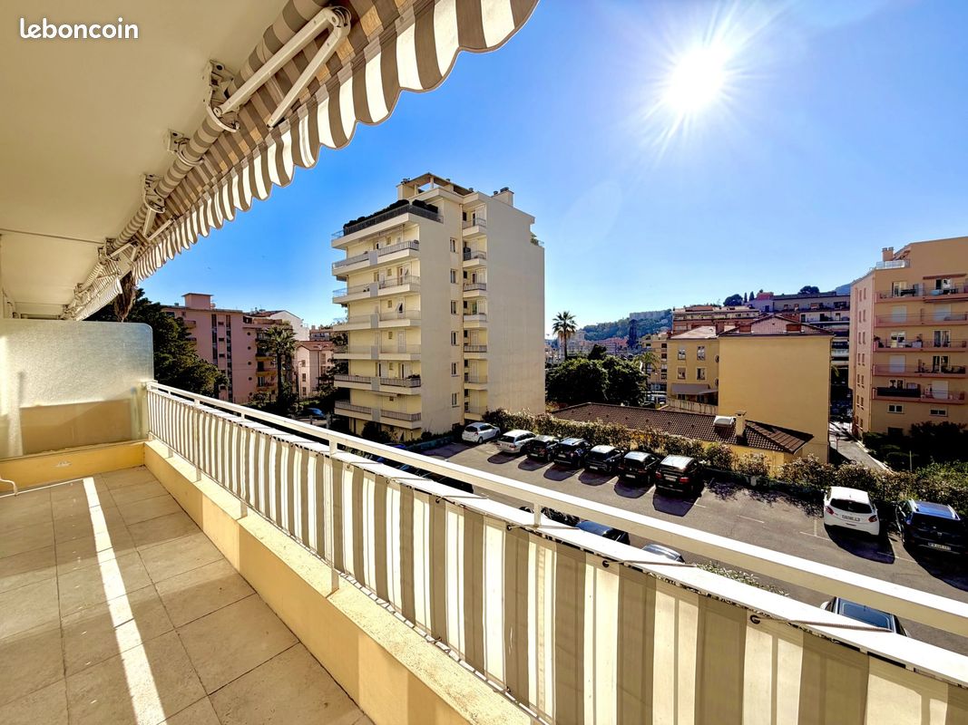 Appartement 4 pièces 94 m² · à Menton · 94 m² · 590 000 €