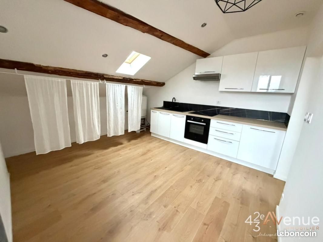 Appartement 3 pièces 71 m² · à Roche-la-Molière · 71 m² · 645 €/mois