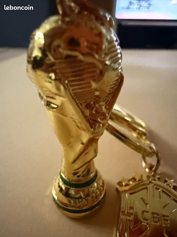 Porte-clés Coupe du Monde FIFA | Fabricant de patchs brodés | Star