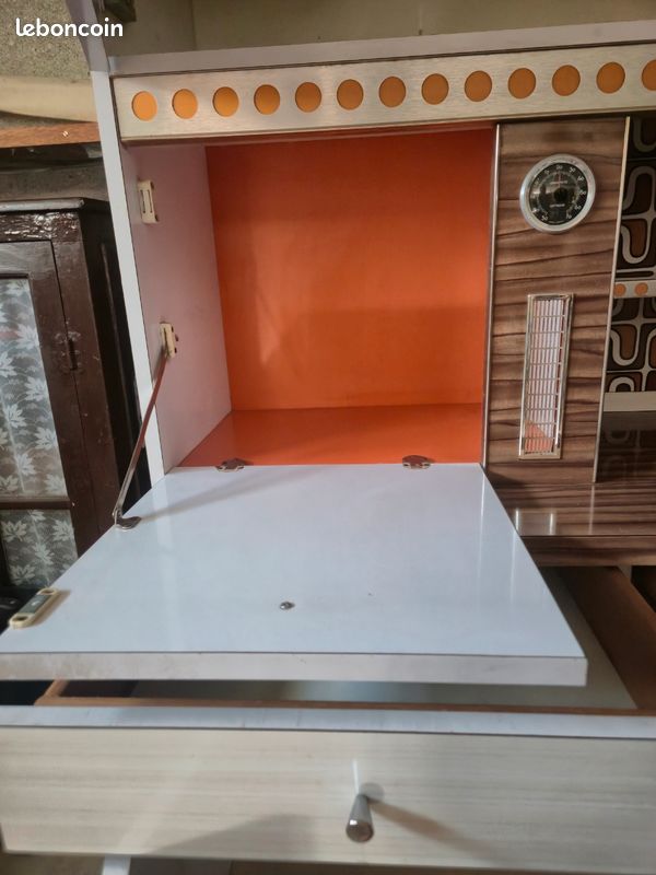 🟠 Buffet de cuisine vintage années 70 – Formica et chrome (image 5)