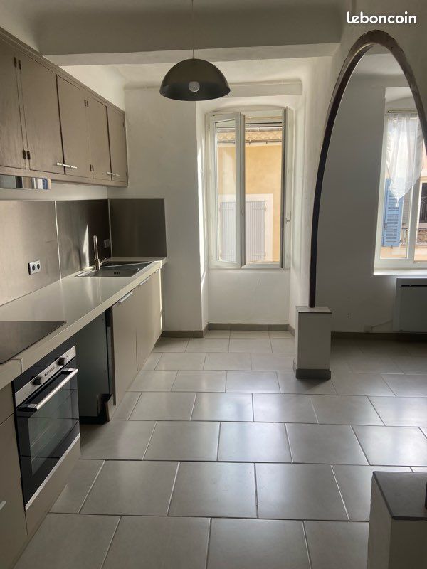 Appartement 3 pièces 88 m² · à Jouques · 88 m² · 850 €/mois