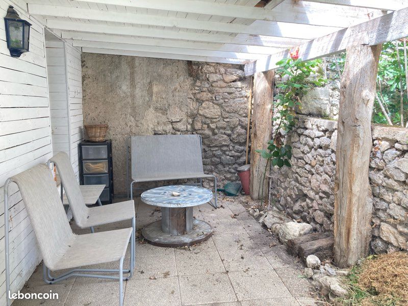 Local commercial 2 pièces 60 m² · à Abrest · 60 m² · 55 000 €