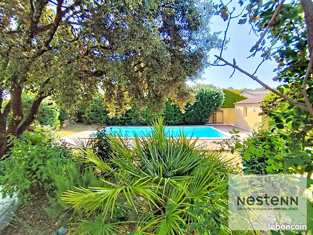 Maison 7 pièces 156 m² · à Saint-Hilaire-de-Beauvoir · 156 m² · 532 000 €