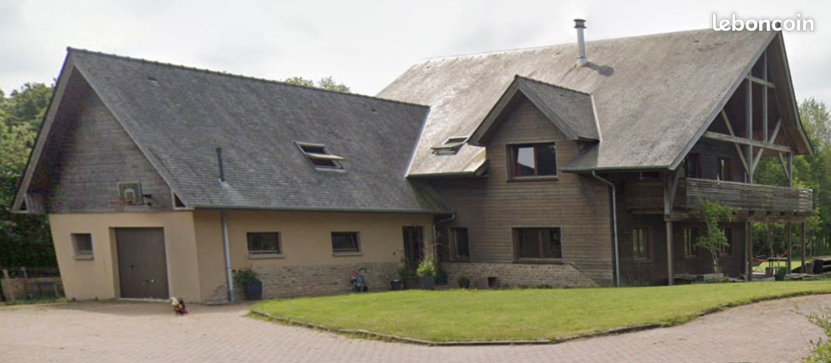 Maison 13 pièces 380 m² · à Québriac · 380 m² · 740 000 €